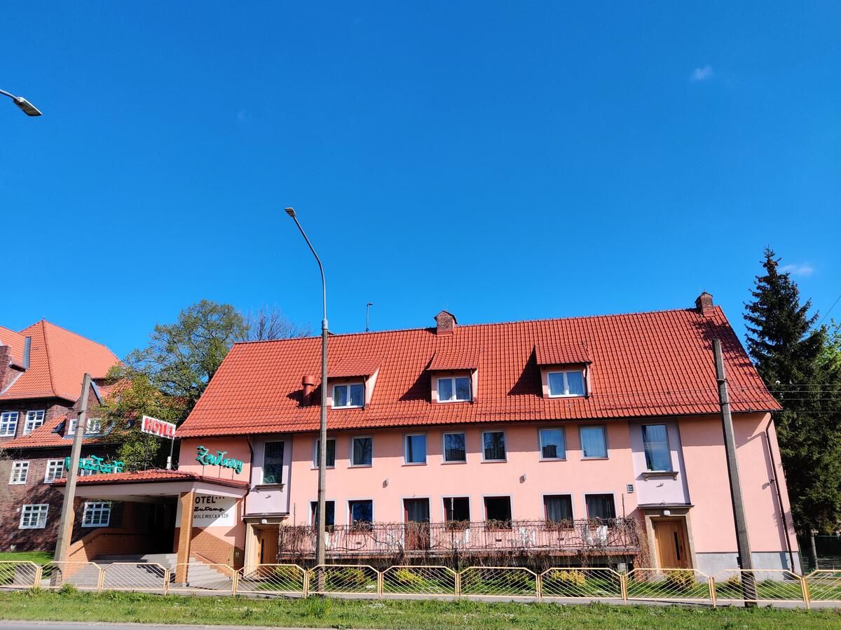 Отель HOTEL ŻUŁAWY Эльблонг-29