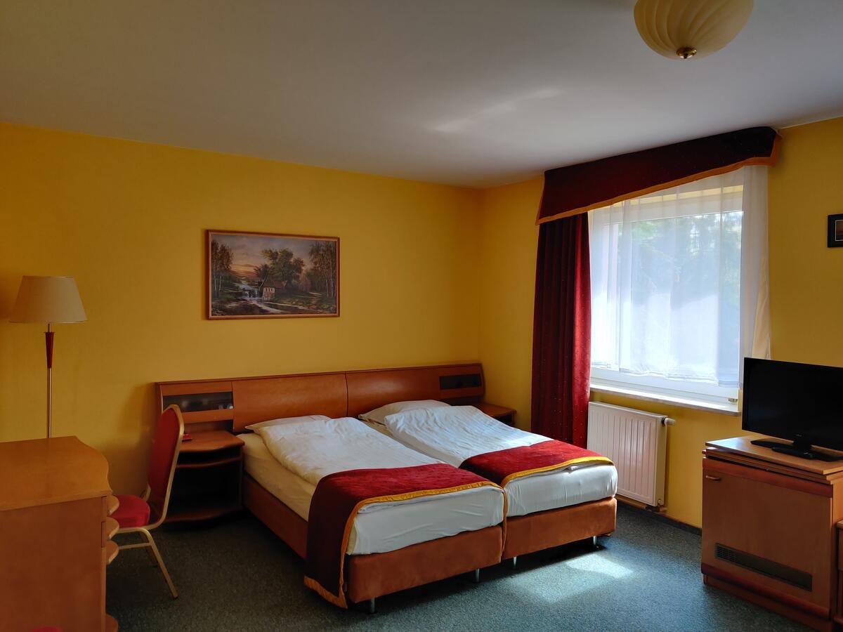 Отель HOTEL ŻUŁAWY Эльблонг-33