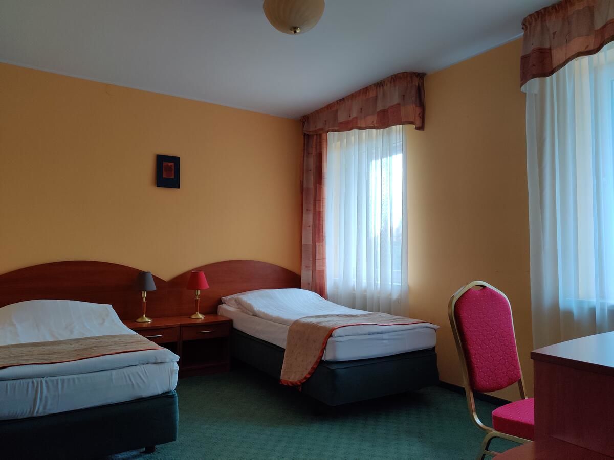 Отель HOTEL ŻUŁAWY Эльблонг-37
