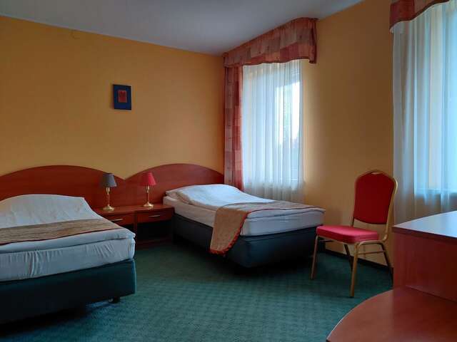 Отель HOTEL ŻUŁAWY Эльблонг-16