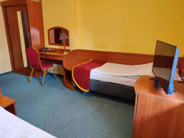 Отель HOTEL ŻUŁAWY Эльблонг-22